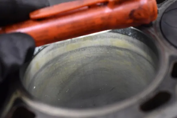 Bloco Motor Inferior Ford - Mondeo MK4 2.0 TDCI image 7