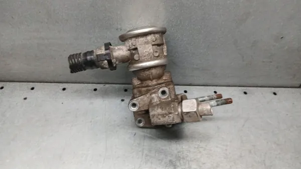 EGR-ventil OEM 064131351B för Audi A3 8L 1.6 image 2