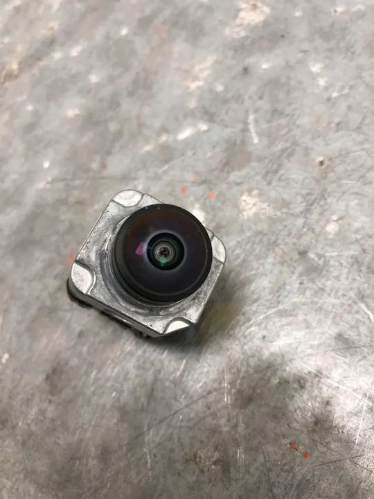 VW Audi Peruutuskamera 5WA980546C image 2