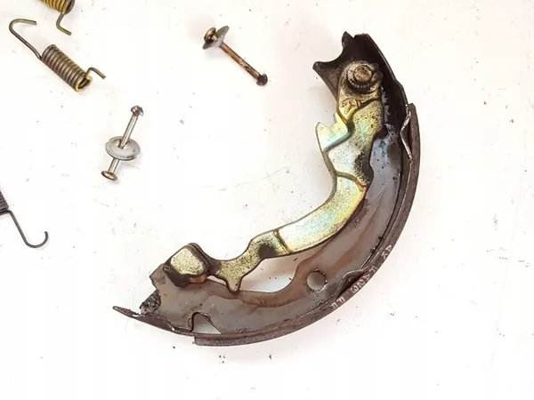 Käsijarrupalat Legacy/Outback 97-09 (26694AE050) image 2