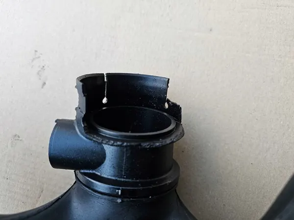 Mercedes-Benz OE A6420907437 Luchtmassameter image 3