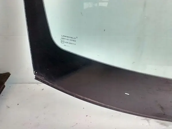 Gebruikte voorruit OEM SZYBA CZOŁOWA VITO image 4