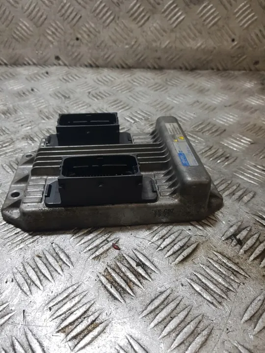 Motorcomputer OEM 8980741470 voor Opel Meriva A image 4