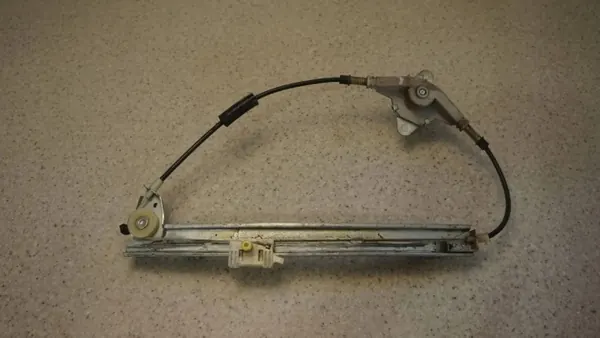 Régulateur de vitre manuel OEM AOP30296 arrière droit image 3