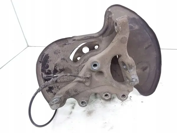 Snodo anteriore sinistro Mercedes W204 image 2