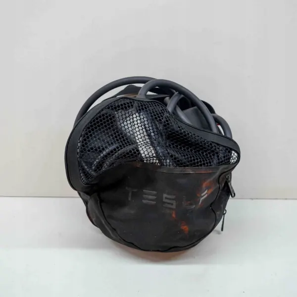 Câble de charge batterie Tesla OEM T17B0039711 Occasion image 2