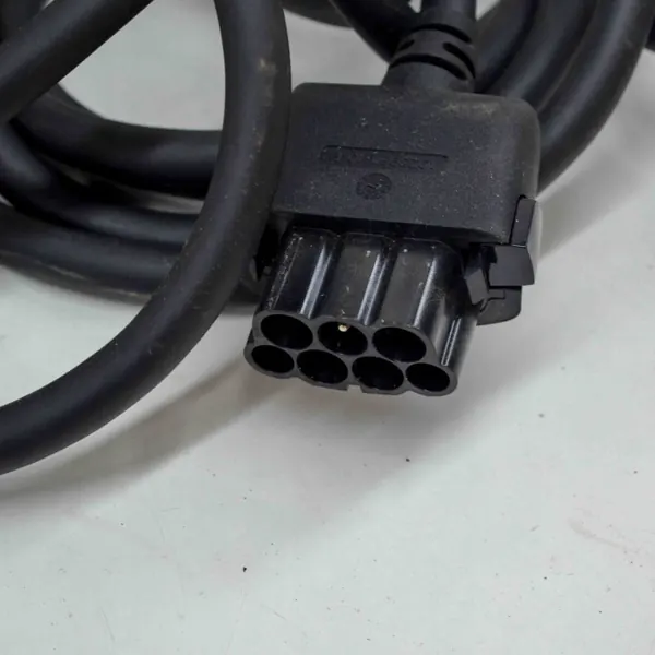 Câble de charge batterie Tesla OEM T17B0039711 Occasion image 3