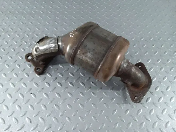 Gebrauchter Cadillac XTS Katalysator OEM 12638700 image 2