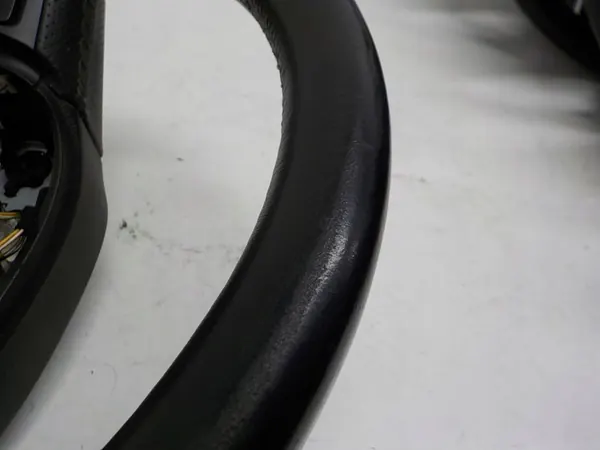 OEM 13351028 K79 Nahkaohjauspyörä - Opel OE image 8