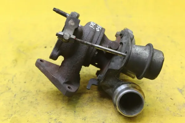 Turbo usado OEM 54359710029 para Renault Kangoo II 1.5 DCI image 8