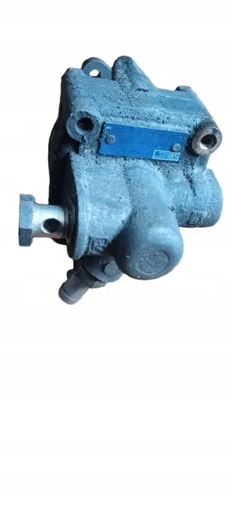 Bomba de direção assistida Audi A6 C4 Avant 2.5 TDI OEM image 2