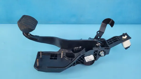 Bromspedalstag Fiat Scudo III OEM 9843909980 image 2