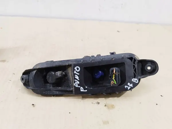 OEM 20393752 Rechter achterlicht inzet + Stekker Fiat Punto EVO image 2
