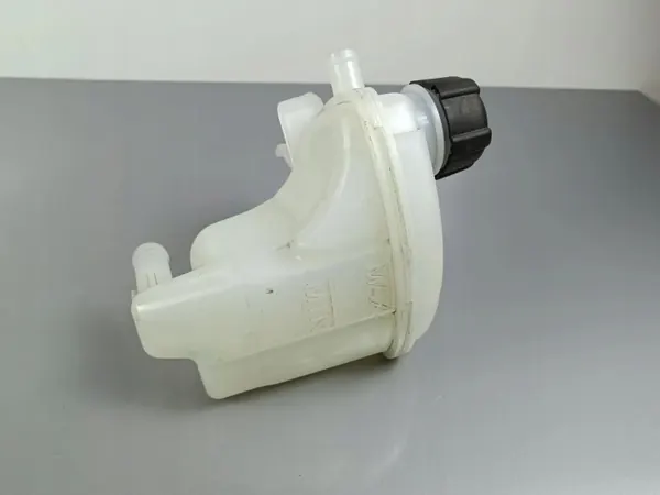 Nissan OE FOB35392 reservoarlock för X-Trail T32 image 4