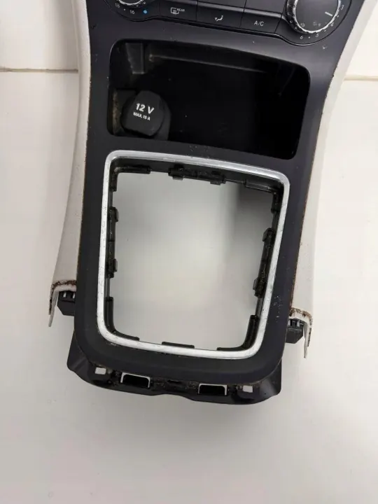 Mercedes B W246 klimatpanelsram OEM JPFA2466800150 image 3