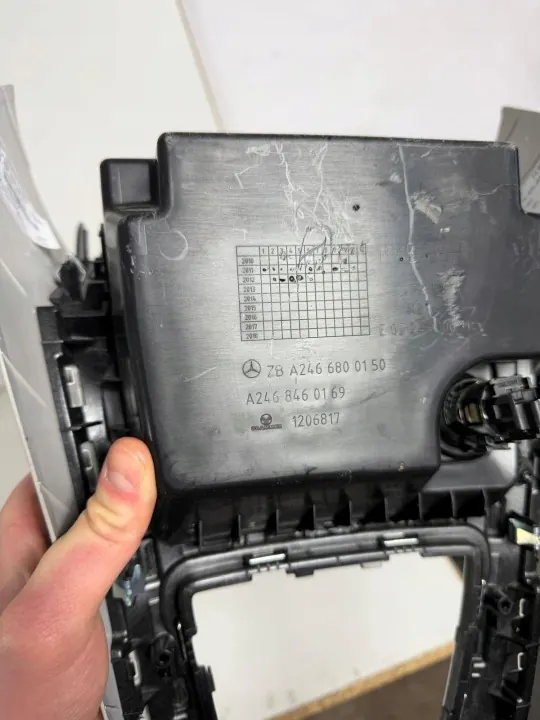 Mercedes B W246 klimatpanelsram OEM JPFA2466800150 image 7