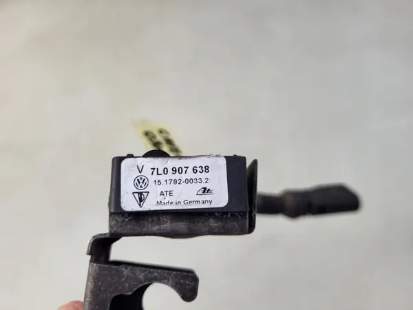 ESP-nopeusanturi OEM 7L0907638 Porsche Cayenne image 3