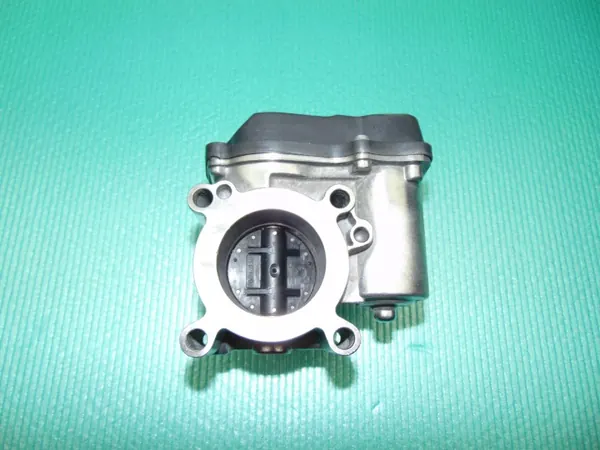 Corps de papillon OEM 03D133062E pour moteur 1.2 BBM image 5