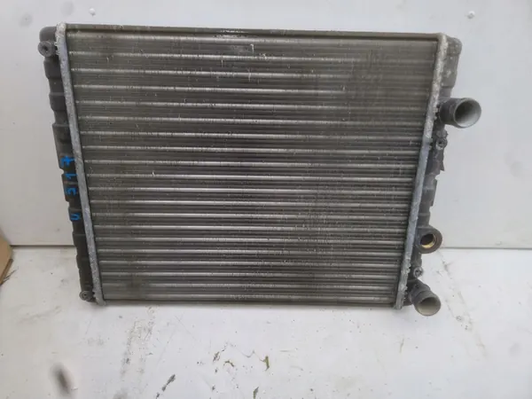 VW Polo Lupo Arosa 1.4 Radiador de Agua 6N0121253K image 10