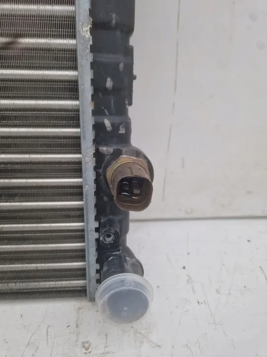 VW Polo Lupo Arosa 1.4 Radiador de Agua 6N0121253K image 4