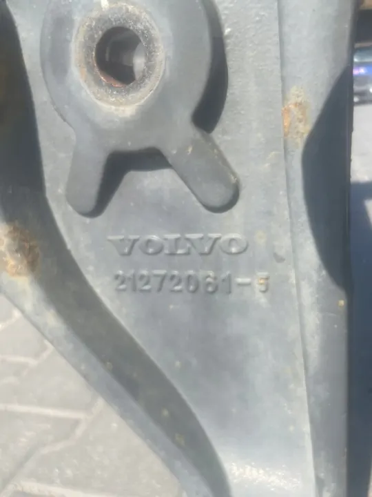 Bastidor Completo Volvo FM4 2014 OEM 21211383 image 9