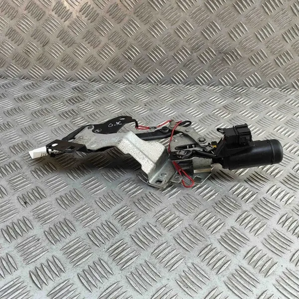 Fecho de tejadilho VW Beetle Cabrio OEM 1Y0871661C - Usado image 3