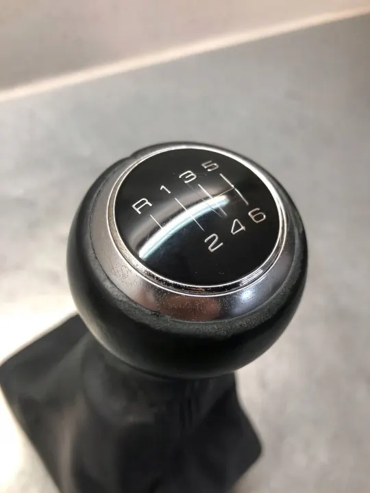Pommeau de levier OEM 8V0711184 pour Audi A3 8V image 4