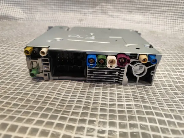 Radio Nav CD BMW F30 LCI OEM 6822582 image 4