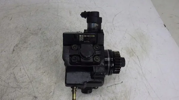 RENAULT MEGANE III TRAFIC III 1.6 dCi Kraftstoffpumpe 167008960R image 6