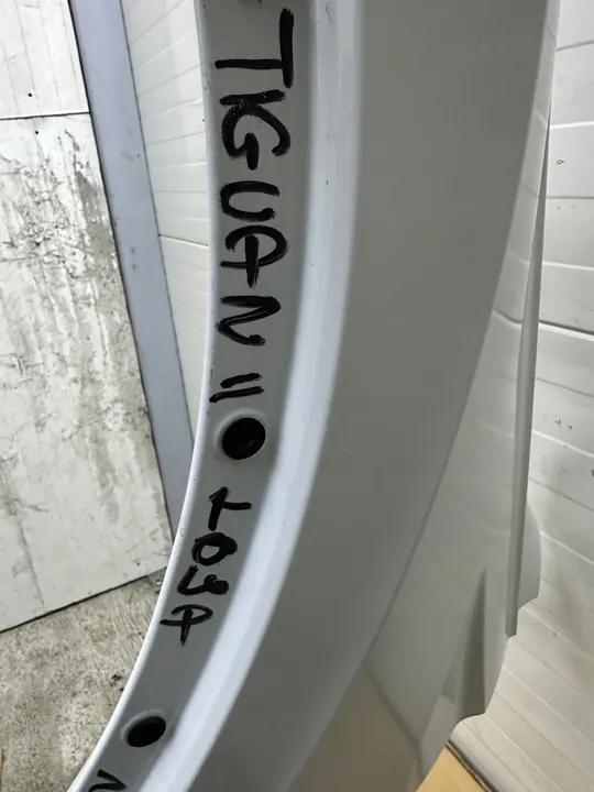 Fram vänster skärm VW TIGUAN II 2 5N 2018 5NA821105B LC9A image 10