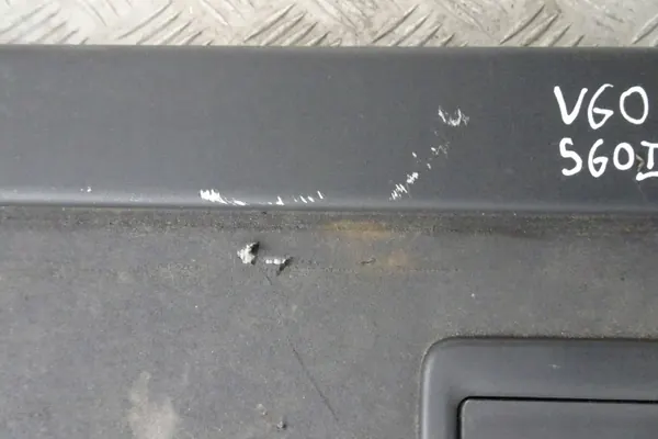 OEM 39812795 Volvo V60 Store de coffre arrière image 5