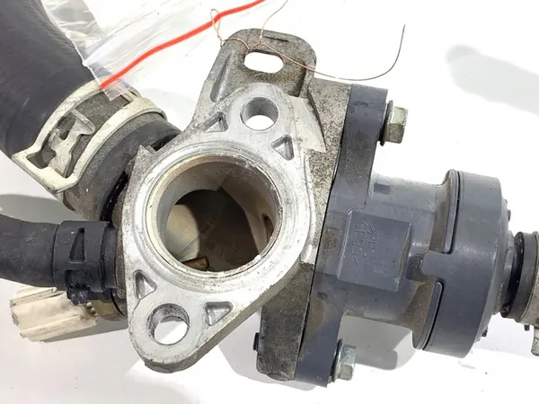 Pompe à eau supplémentaire Toyota Corolla E21 1.8 98CV OEM image 5