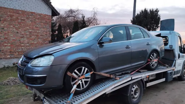 OEM lampki tablicy rej jetta v - VW Jetta V 2006 image 5