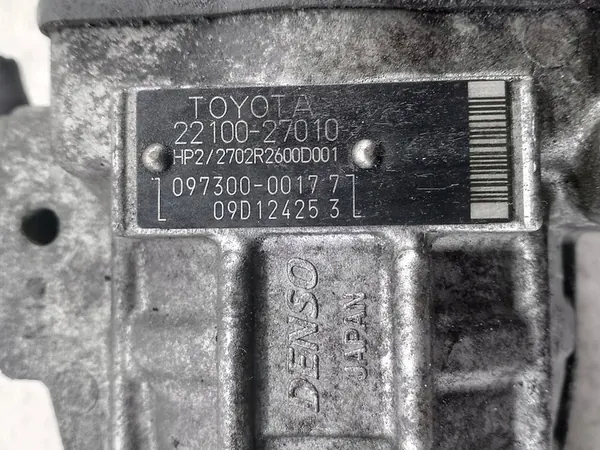 Bomba de Combustível Toyota Corolla Verso I 2.0 DENSO 22100-27010 image 3