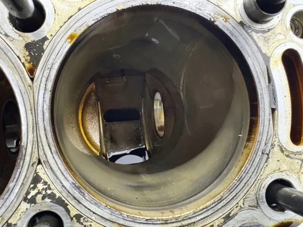 Gebruikt Maserati Quattroporte Motorblok - OEM Onderdeel image 6
