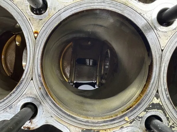 Gebruikt Maserati Quattroporte Motorblok - OEM Onderdeel image 8