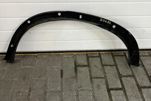 BMW X5 Rear Wheel Arch Trim 51777158426 image 9