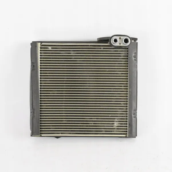Condensador AC OEM 88501-F4100 para Toyota C-HR II 1.8H image 2