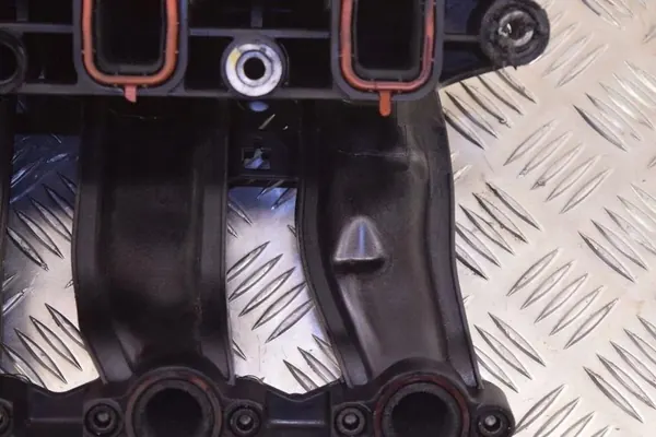 Collecteur d'admission BMW 1 (E87) 2.0L Diesel 2007 OEM 7798885 image 10