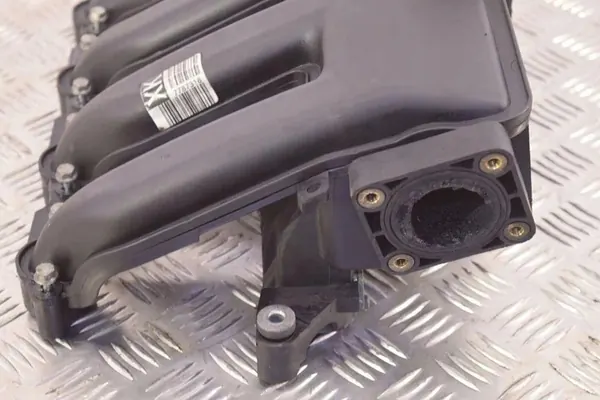 Collecteur d'admission BMW 1 (E87) 2.0L Diesel 2007 OEM 7798885 image 3