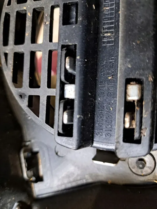 VOLVO XC90 II 2 R-DESIGN Grille image 8