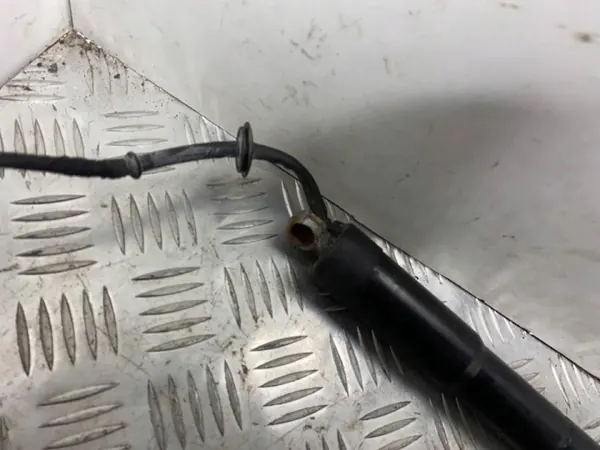 Amortisseur de hayon Porsche Panamera 970 - Pièce OEM image 3