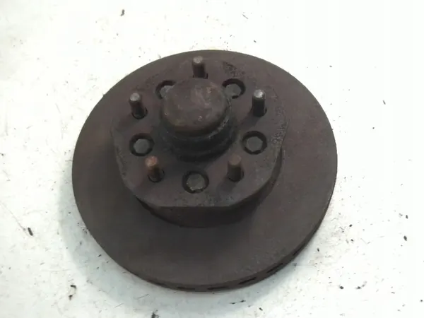 Mitsubishi L300 Framhjulsnav OEM AK-12-110033 image 2