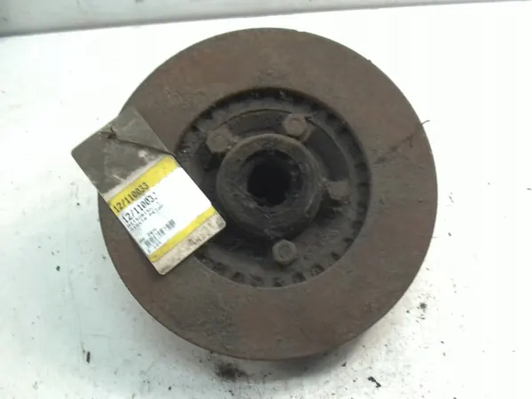 Mitsubishi L300 Framhjulsnav OEM AK-12-110033 image 3