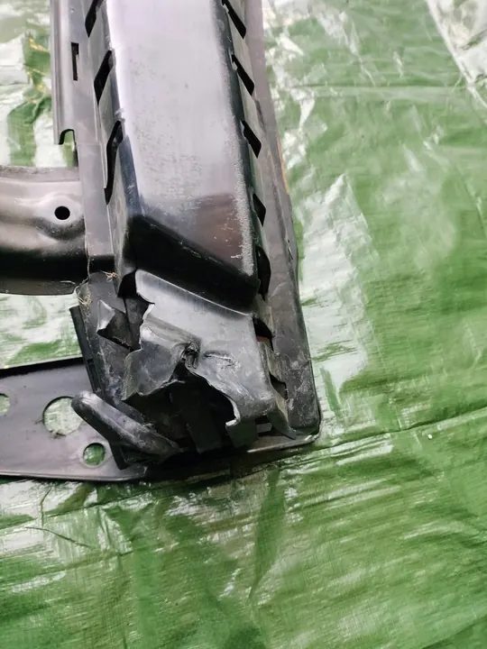 Hyundai i10 II Viga de Para-choque Frontal 13-19 OEM image 5