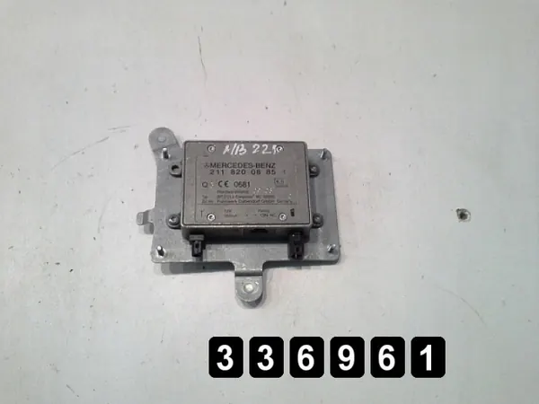 Mercedes Audioversterker OEM AM-336961 Gebruikt image 2