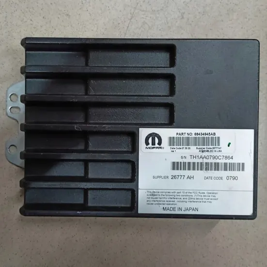 OEM 68434945AB audioversterker voor Jeep Wrangler JL image 2