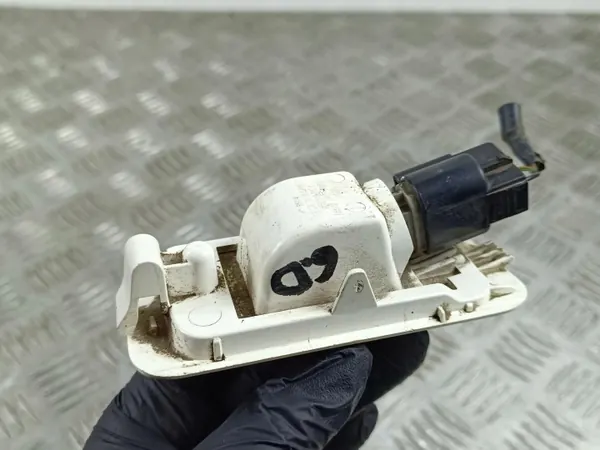 Feu de plaque SsangYong Musso OEM FOB41664 image 3