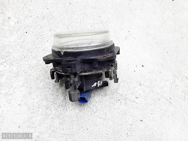 Phare antibrouillard Citroen Xsara Picasso 2001 image 3