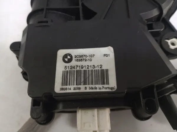 BMW Bagagelås OE 51247191213 image 5